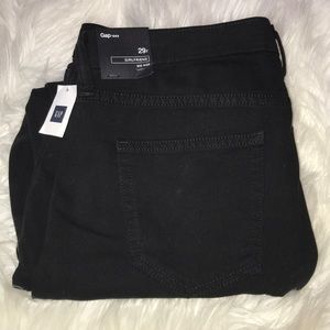 BRAND NEW Gap Girlfriend Distressed Jeans